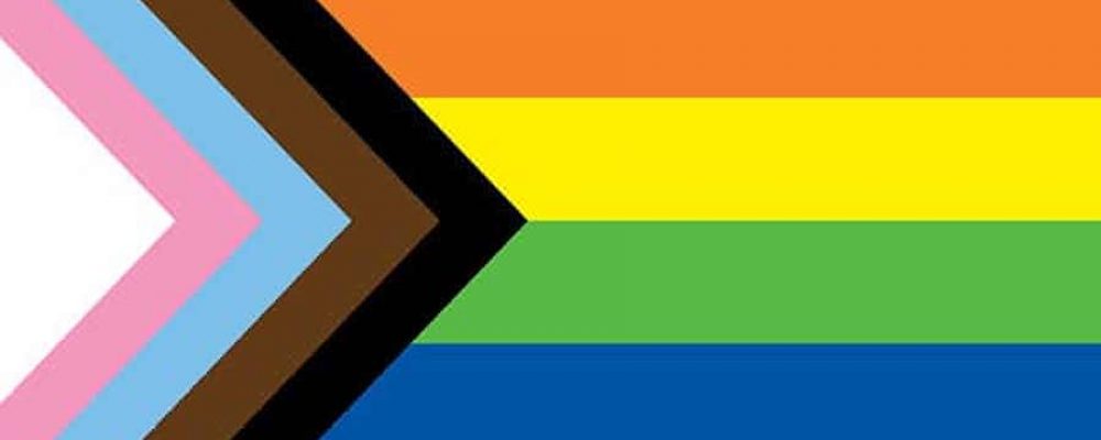 Nueva bandera LGBT+: ¿por qué cambió y que significan sus colores?